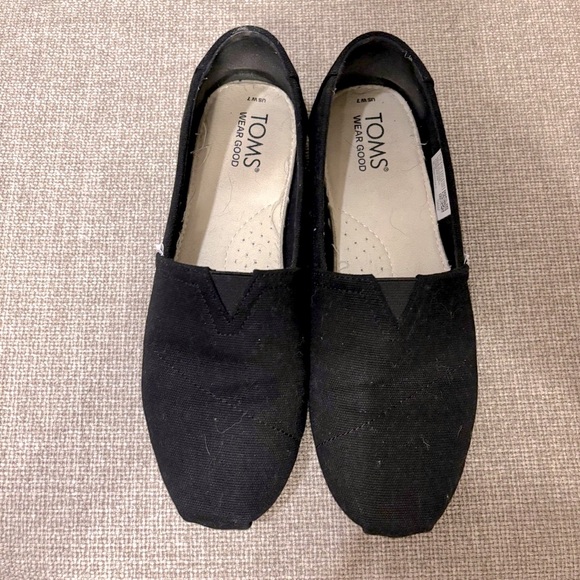 TOMS Black Classic Canvas Slip-Ons 7.5M – Arch Support, Like New - Picture 9 of 9